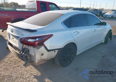 2017 Nissan Altima 2.5 Sr z USA, uszkodzony, nr VIN 1N4AL3AP4HC225207